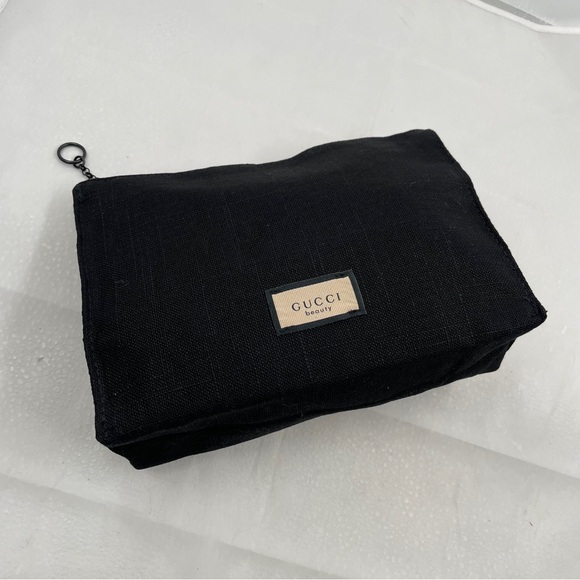 Gucci Makeup Pouch - Picture 14 of 14
